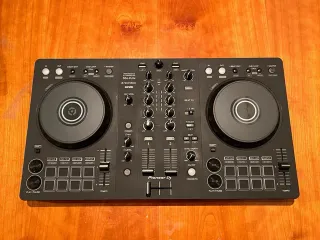 Pack Pioneer DDJ-FLX4 + Pioneer DM-40D-BT + Maleta