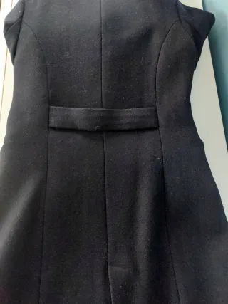 Cappotto Naf Naf blu con bottoni dorati