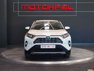 TOYOTA Rav4 2.5l 220H Advance