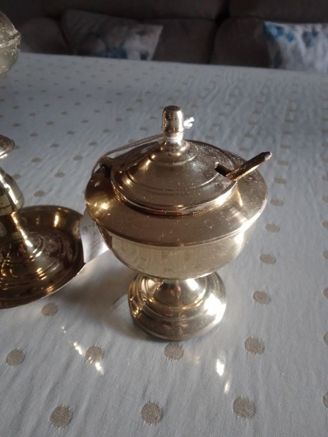 Piezas metal naveta y San Antonio