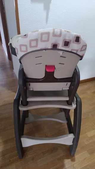 Trona convertible para bebé
