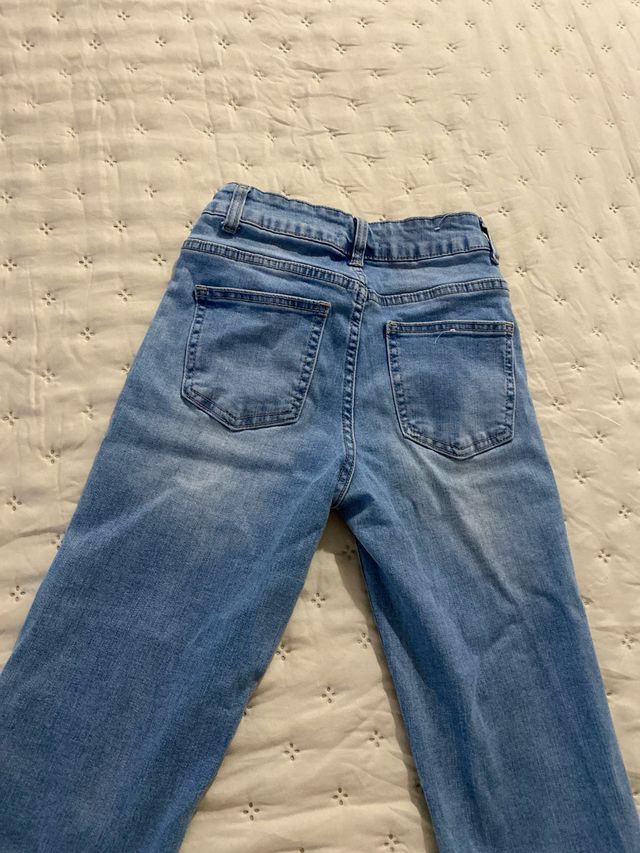 Vaqueros azules mujer