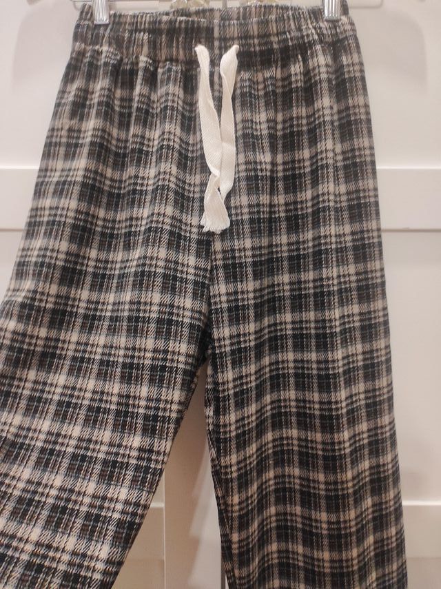 Pantalón estampado cuadros marrón y negro