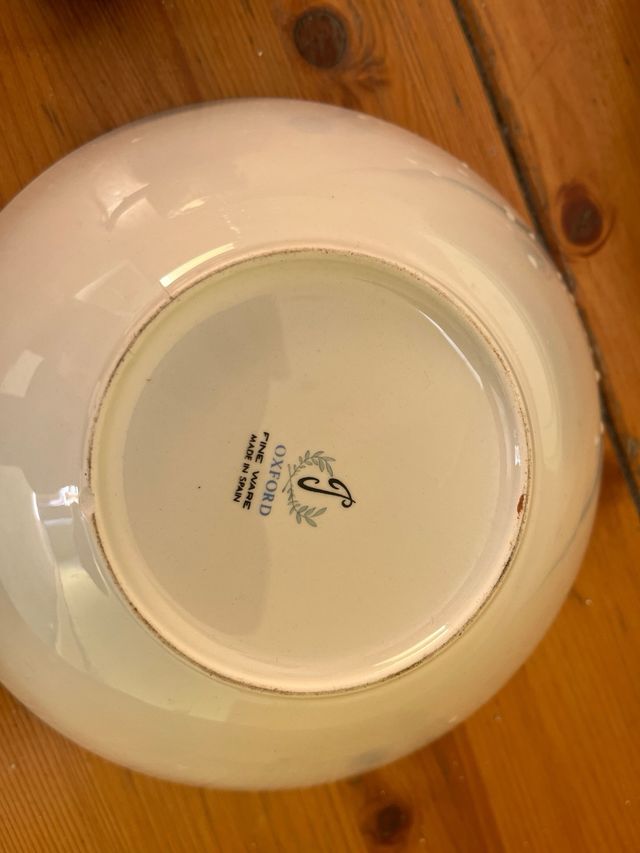 Plato de porcelana vintage con rosas