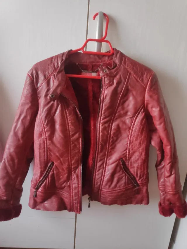 Cazadora efecto piel envejecido