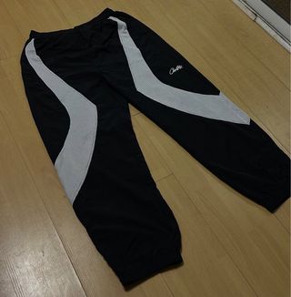 Conjunto Corteiz chándal negro y blanco