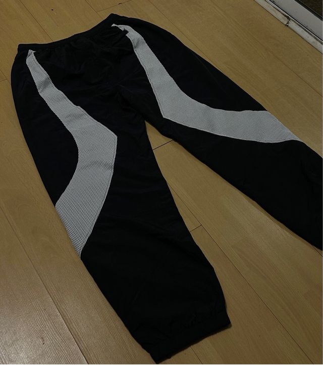 Conjunto Corteiz chándal negro y blanco