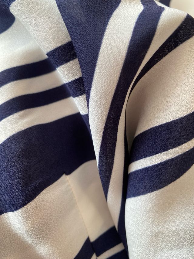 Top de tirantes rayas azul y blanco