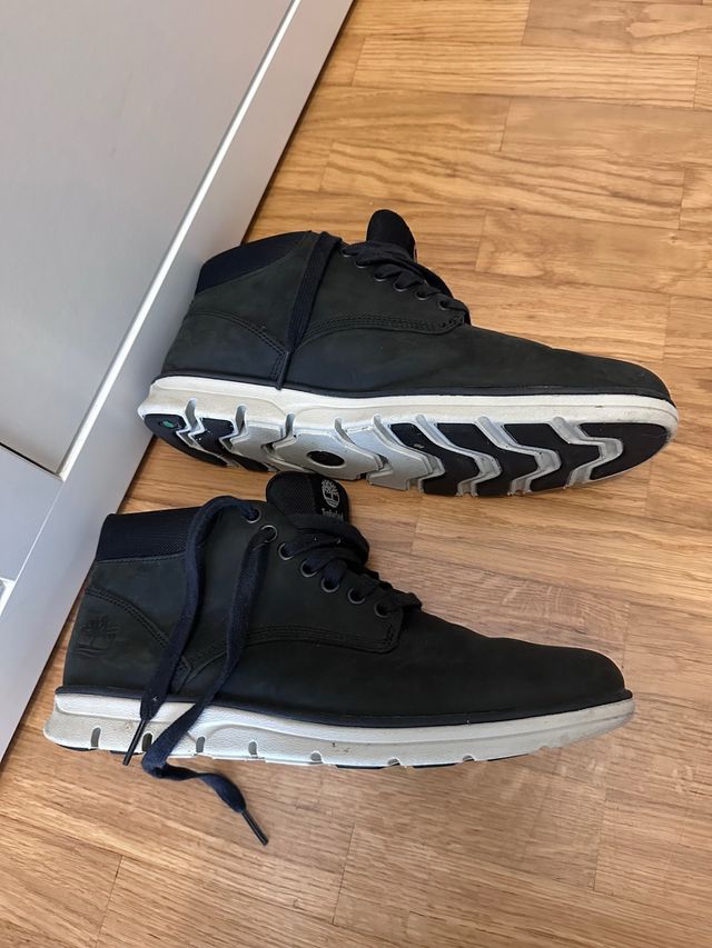 Botas Timberland Negras Talla 42. uk8