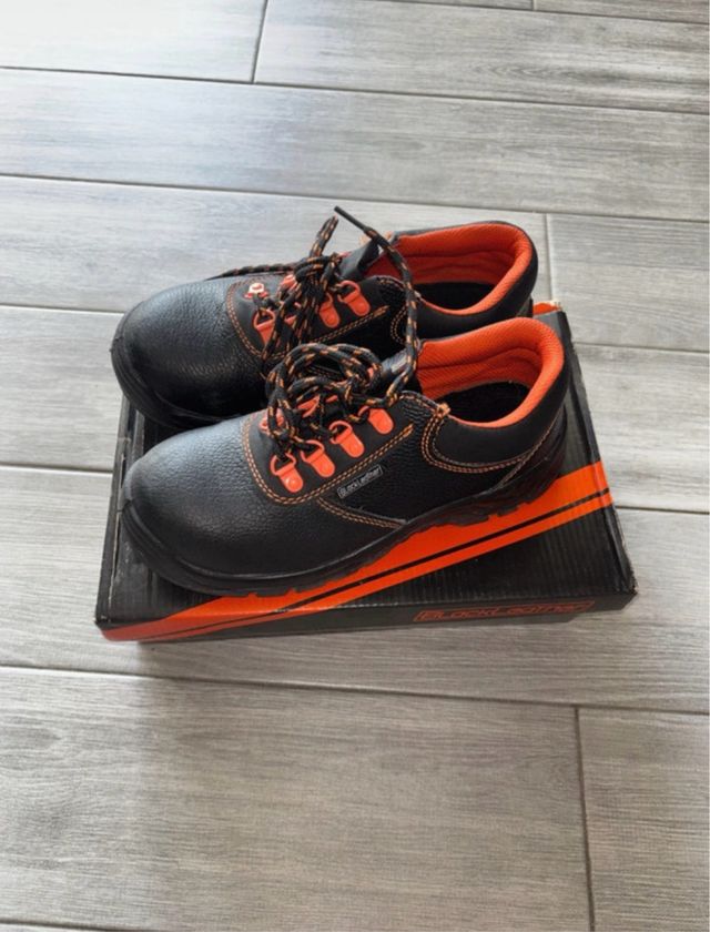 Botas de seguridad Black Leather punta reforzada