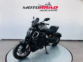 Ducati Diavel V4