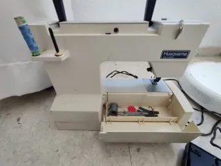 Máquina de coser Husqvarna Optima 185