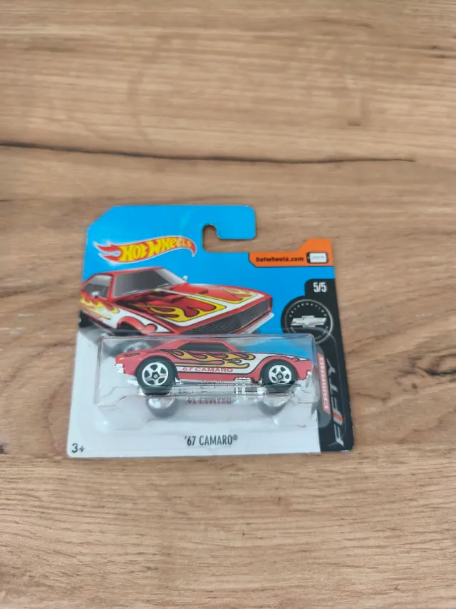 Hot Wheels '67 Camaro