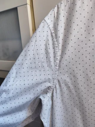 Camisa Armani blanca estampada