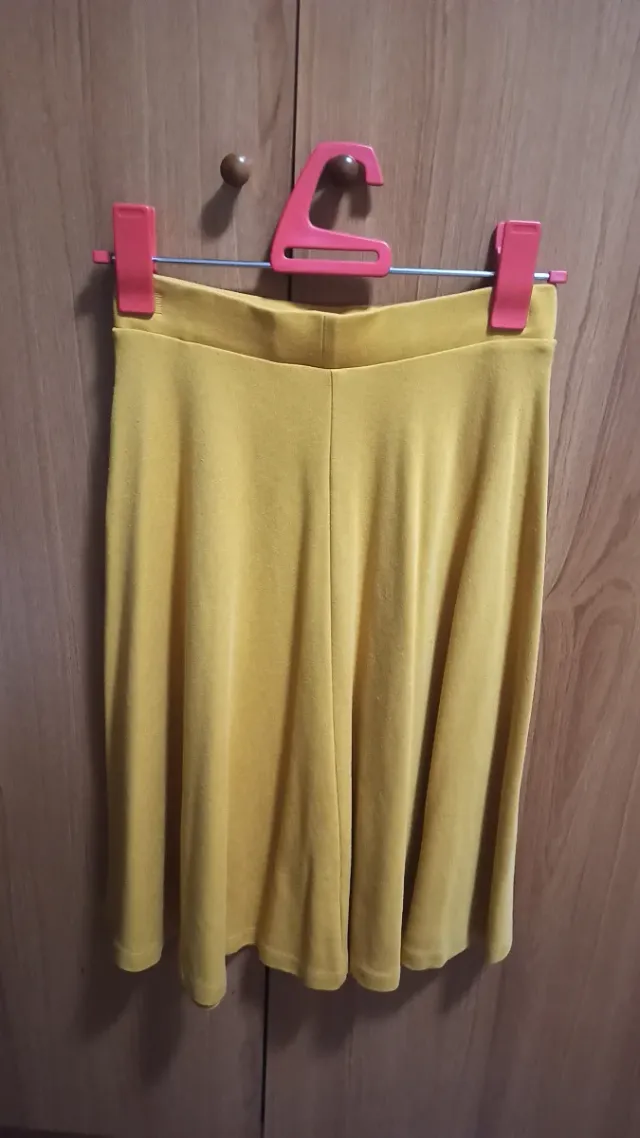 Falda vuelo amarilla talla única
