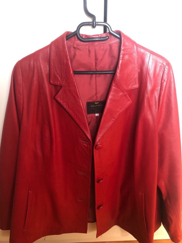 Chaqueta de piel roja mujer PELOYPIEL