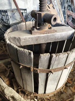 Prensa de sidra de madera