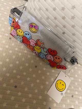 Neceser Smiley World y accesorios!! Hoy 6