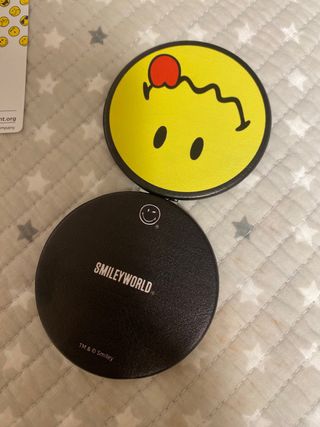 Neceser Smiley World y accesorios!! Hoy 6
