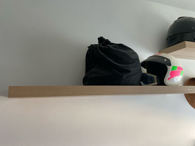 2 Estanterías de pared madera fijación oculta