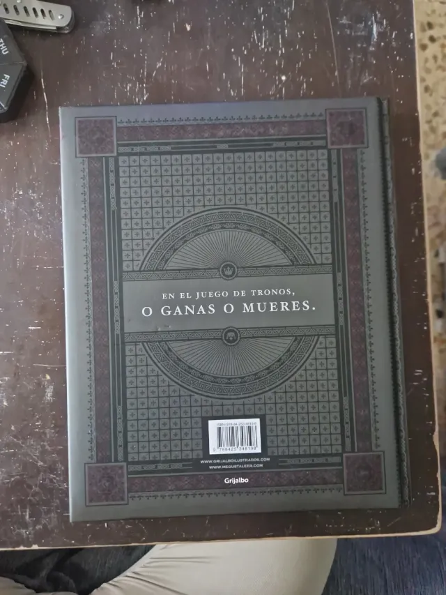 Tras las cámaras de HBO: El libro oficial