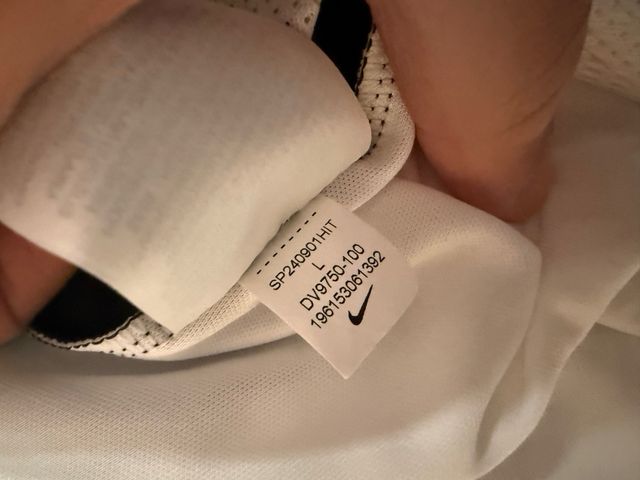 Camiseta Nike Blanca y Negra Talla L