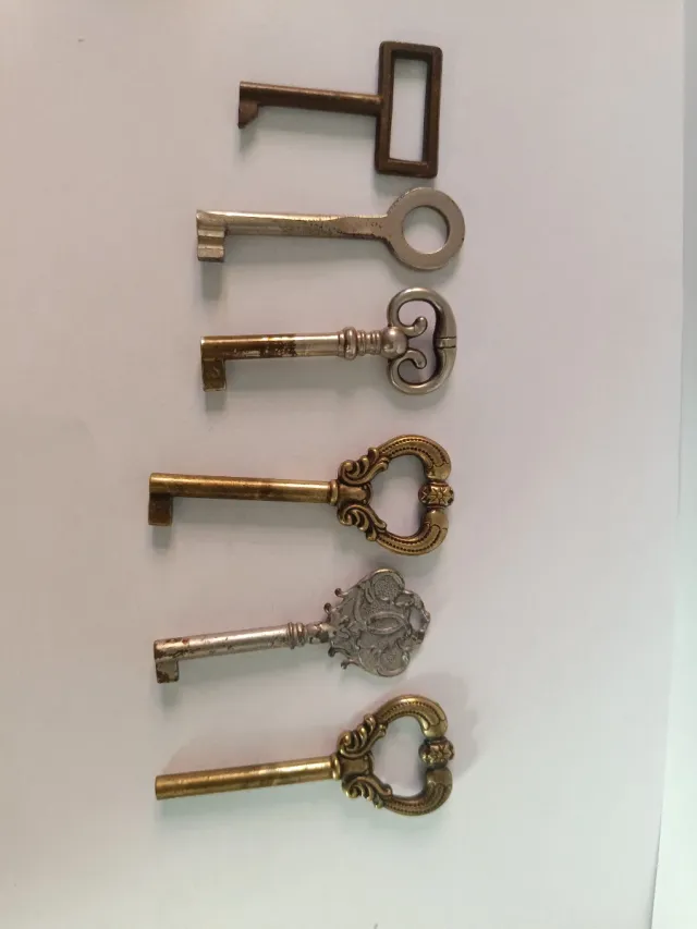 Colección llaves antiguas decorativas