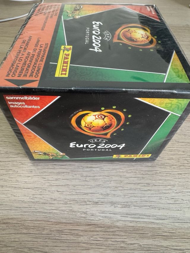 Scatola Panini UEFA EURO 2004 Sigillata