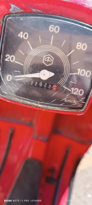 Vespa Nk 125cc Primavera Roja