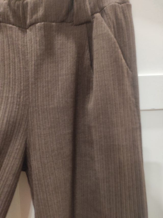 Pantalón ancho pana marrón