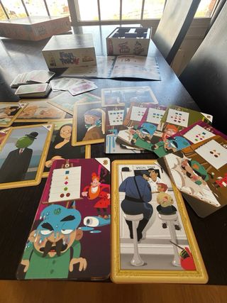 Juego de mesa Final Touch