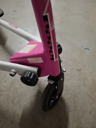 Patinete 3 Ruedas Rosa.