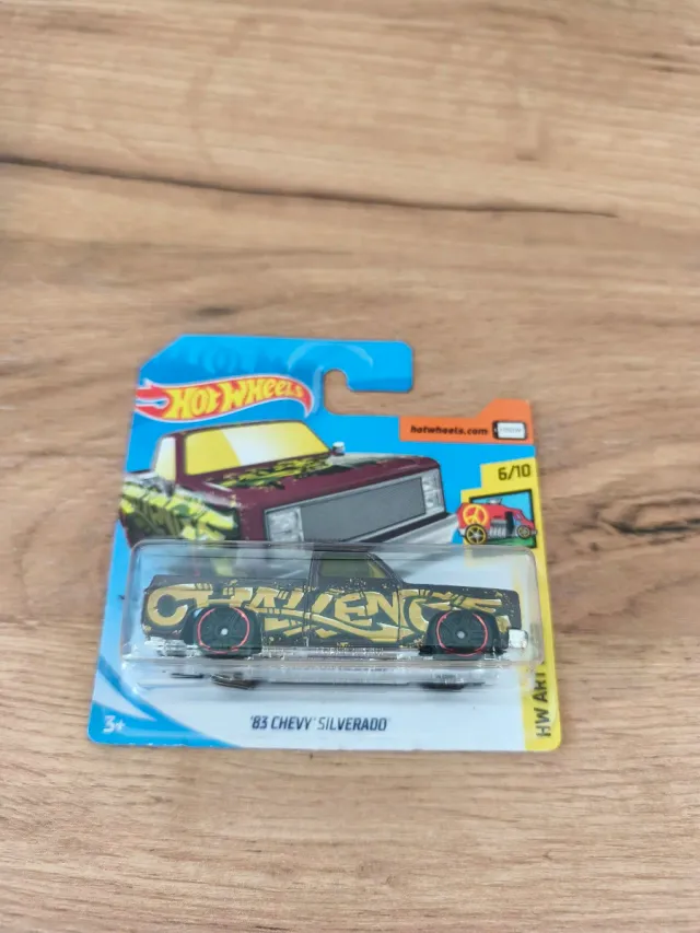 Hot Wheels '83 Chevy Silverado
