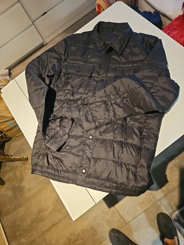 Chaqueta acolchada negra