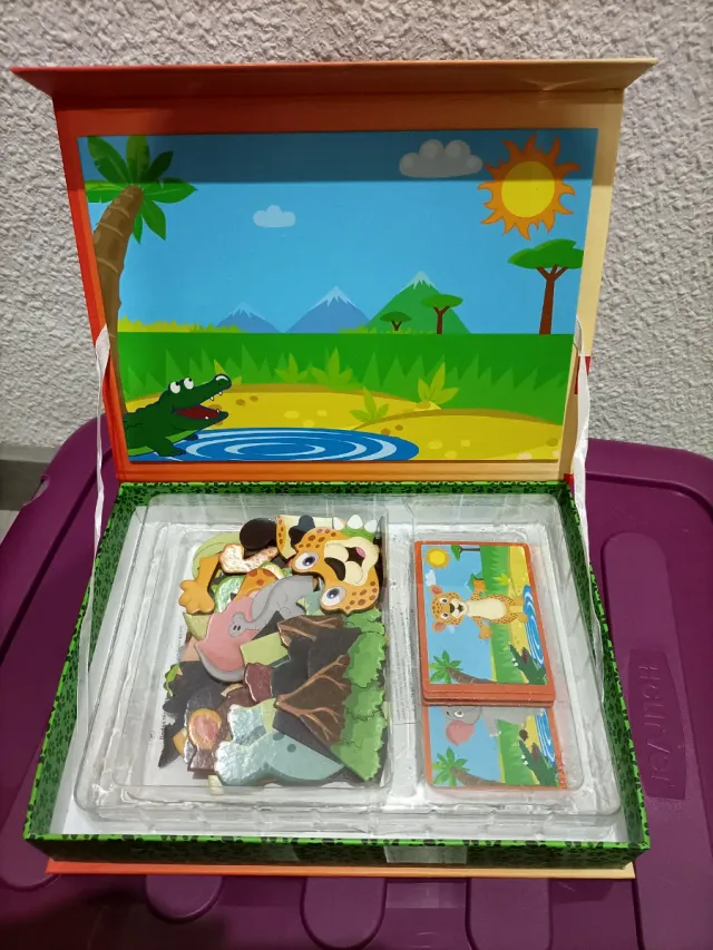 Juego de imanes Playtive Safari 80 piezas