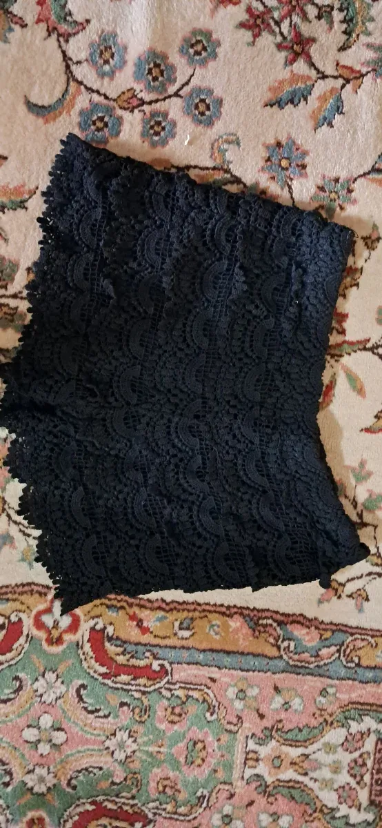 Pantalón corto encaje negro verano