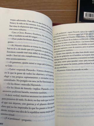 Los juegos del hambre (Los juegos del hambre, #1)