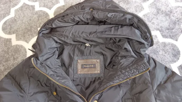 Abrigo Massimo Dutti negro