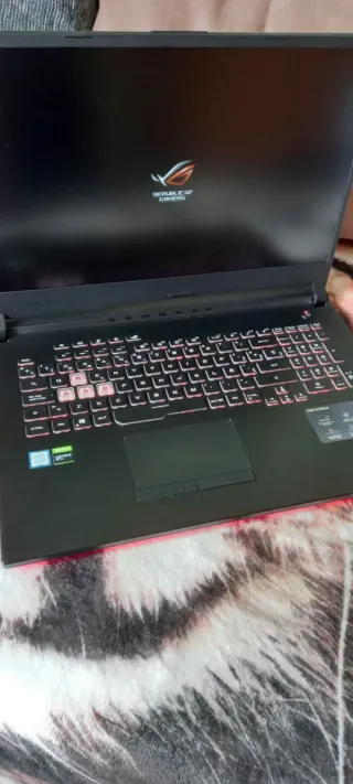 Asus RogStrix i7 Gaming Laptop
