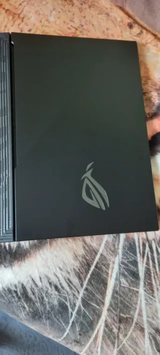 Asus RogStrix i7 Gaming Laptop