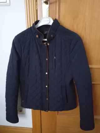 Chaqueta corta azul Zara