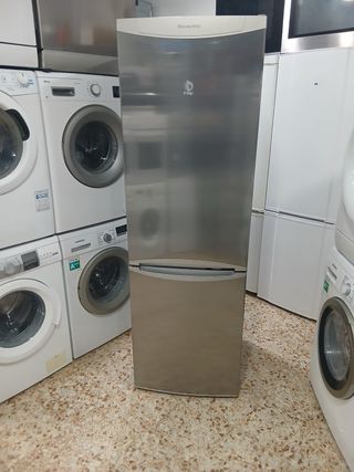 Nevera combi Balay 1.85 cm por 0,60 cm