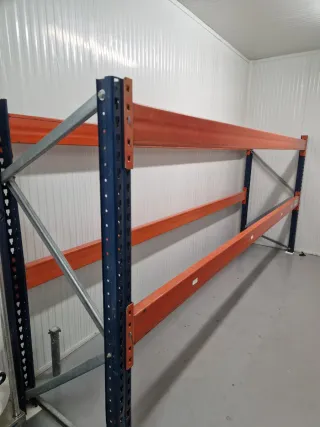 Estantería de palets industrial naranja