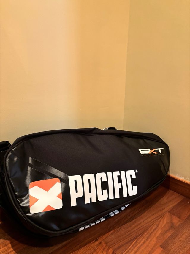 Raquetero Pacific Negro