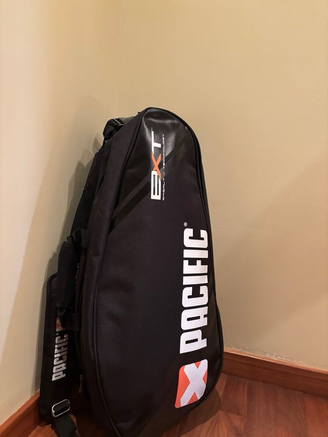 Raquetero Pacific Negro