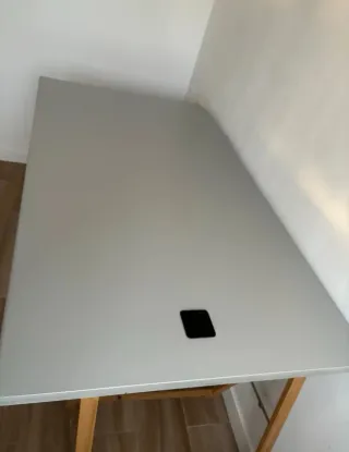 Mesa de escritorio grande