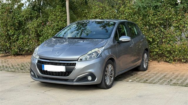 Peugeot 208 2019