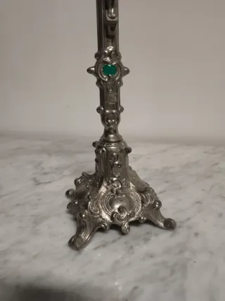 Cruz de altar antigua