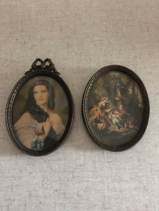 Cornici ovali antiche con dipinti 12-8 cm