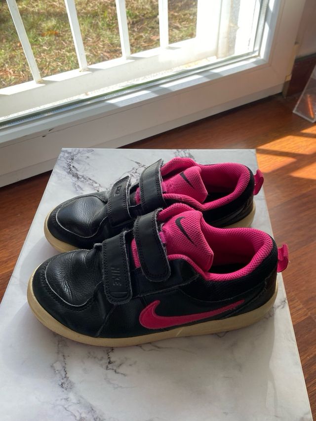 Zapatillas Nike niña negras y rosas